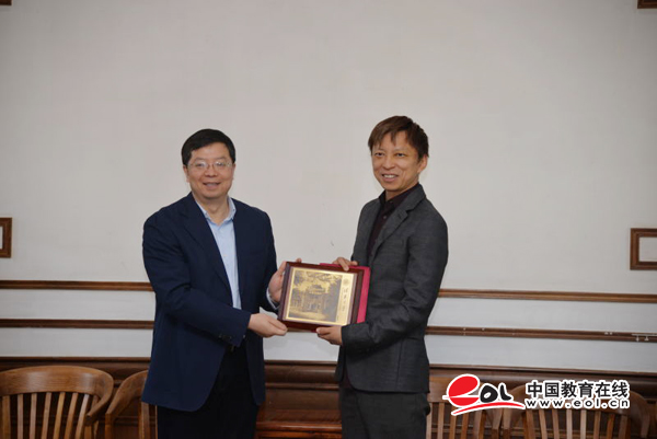 搜狗公司捐赠清华大学1.8亿打造"天工智能计算研究院"